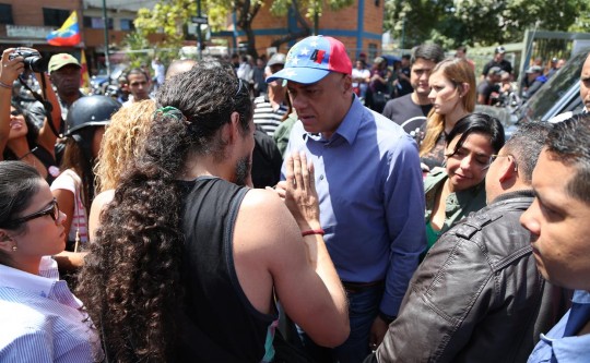 Alcalde de Caracas acompañó a familiares de Montoya